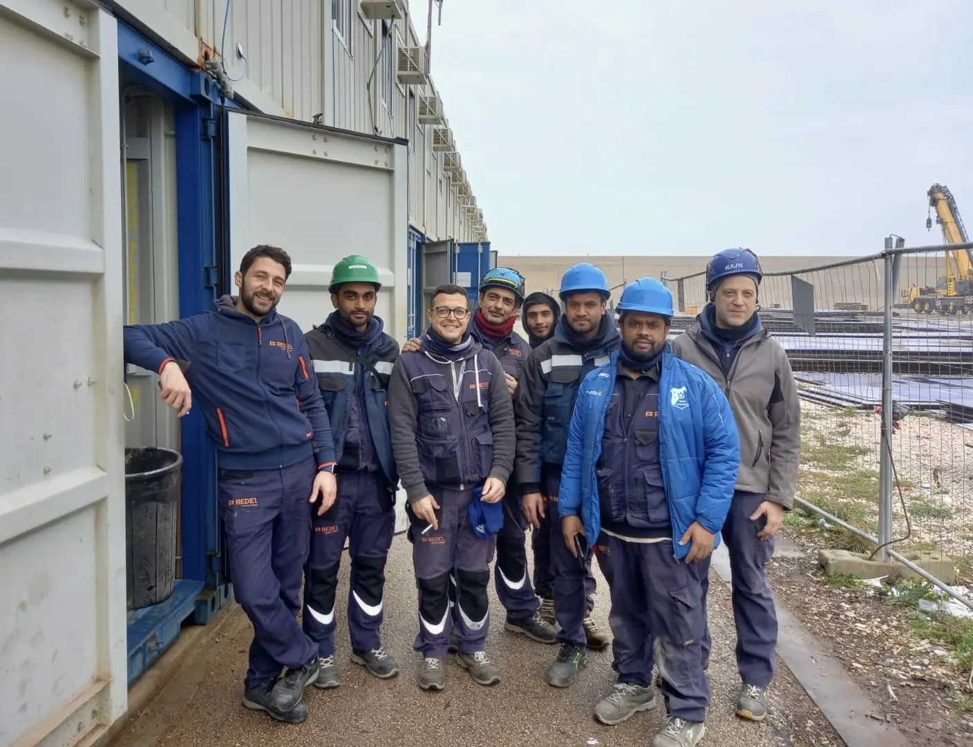 Gruppo di lavoro REDEL in area di cantiere